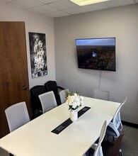 3200 Wake Forest Rd, Raleigh, NC à louer Photo intérieure- Image 2 de 2