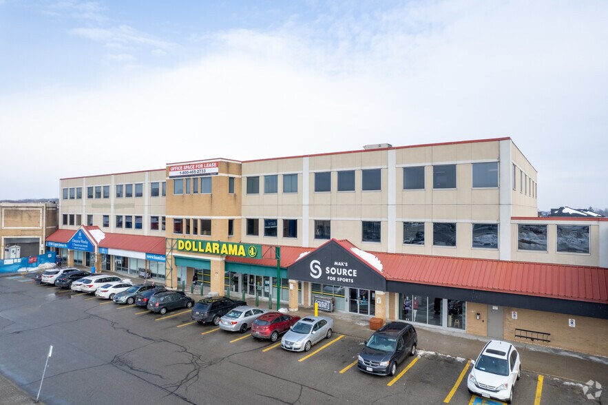 1550 Upper James St, Hamilton, ON à louer - Photo du bâtiment - Image 2 de 3