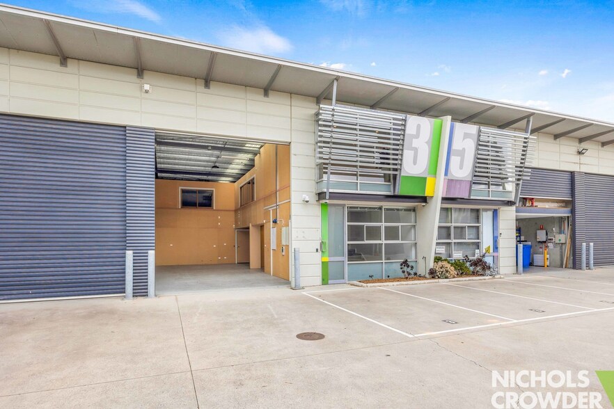 73 Tulip Street, Cheltenham for sale - Building Photo - Image 2 of 19