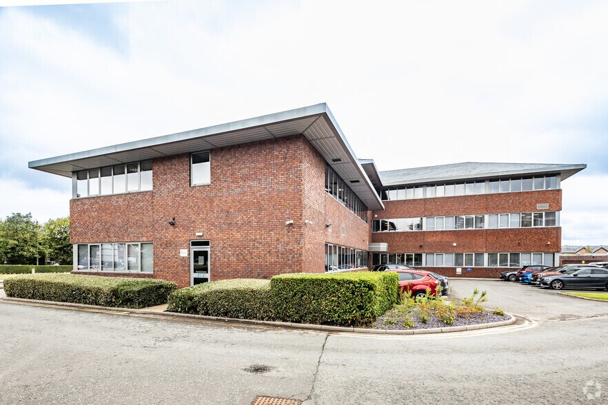 Wilmslow Rd, Cheadle à louer - Photo du bâtiment - Image 2 de 4