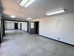 3557 National Dr, Norman, OK for lease Interior Photo- Image 2 of 6