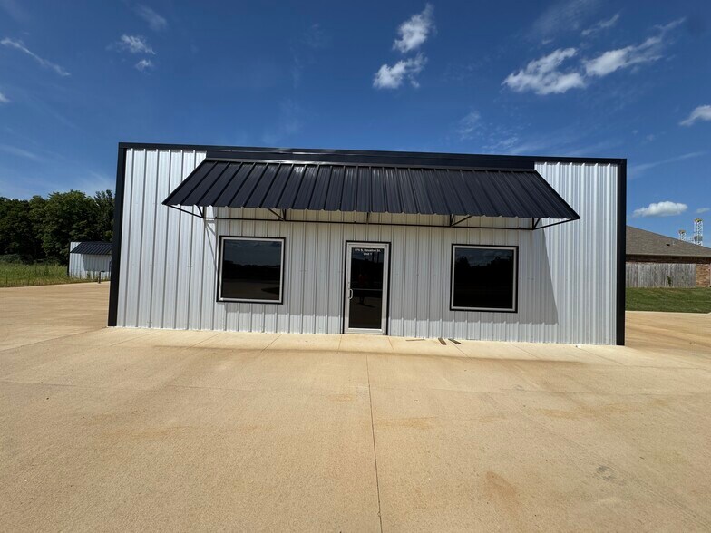 975 Houston st, Bullard, TX à vendre - Photo du bâtiment - Image 3 de 15