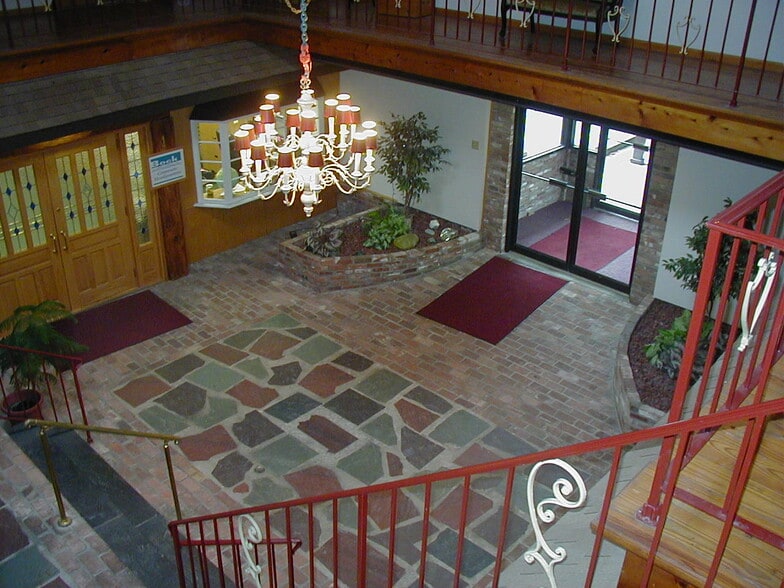 418 3rd Ave, Ford City, PA à louer - Photo du bâtiment - Image 2 de 24