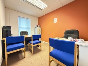 12 Dudley St, Luton for lease Interior Photo- Image 1 of 5