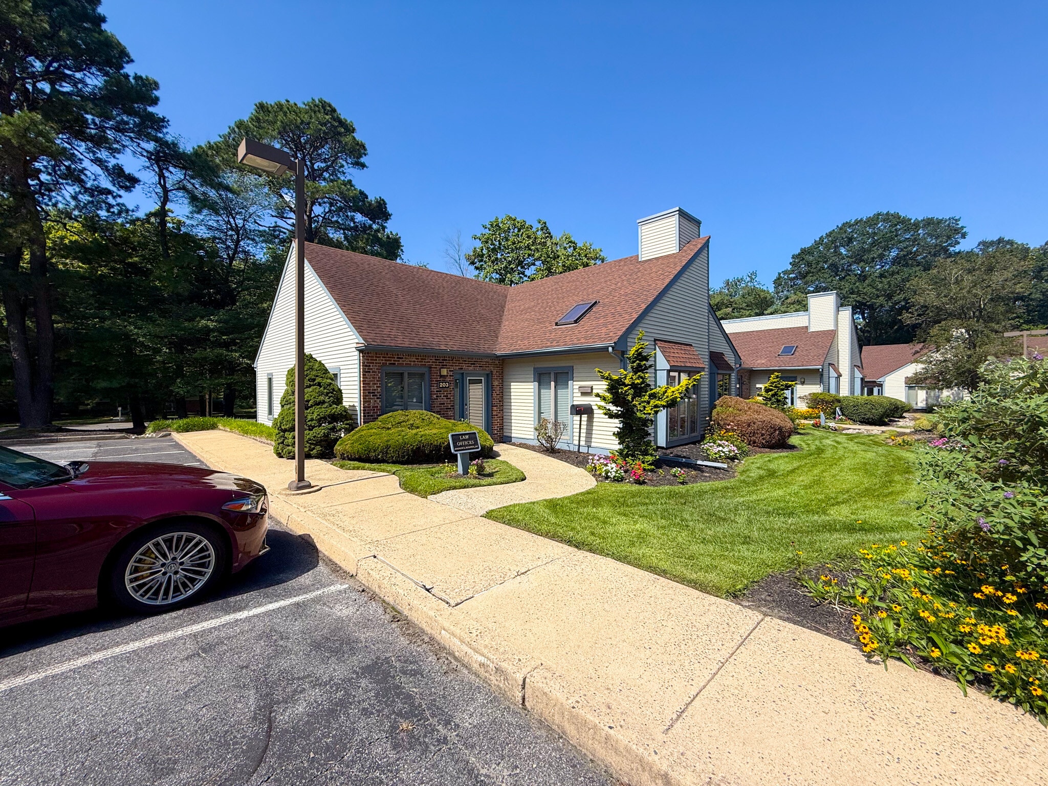 146 S Lakeview Dr, Gibbsboro, NJ for sale Primary Photo- Image 1 of 15