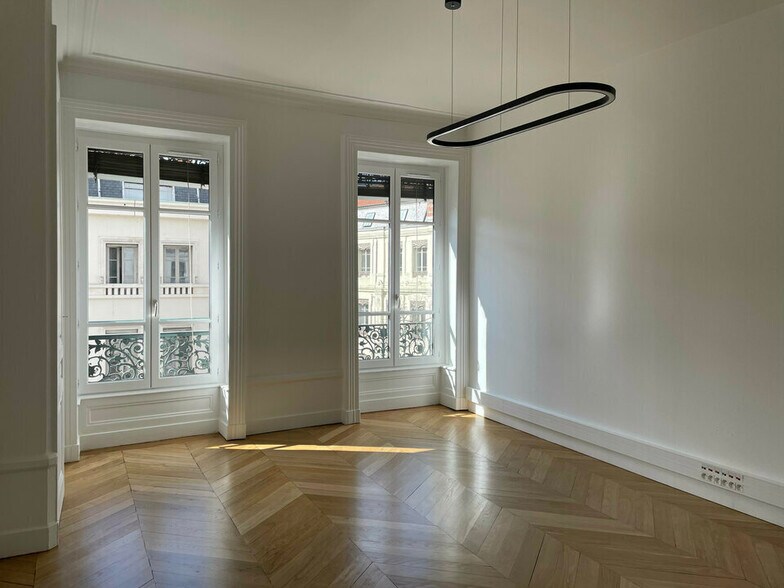 Bureau dans Lyon à louer - Photo intérieure - Image 2 de 11