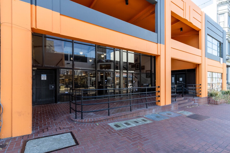 1545-1555 Pacific Ave, San Francisco, CA à louer - Photo du bâtiment - Image 2 de 5