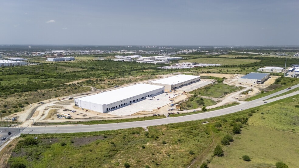 1600 E McCarty Ln, San Marcos, TX for lease - Building Photo - Image 1 of 11