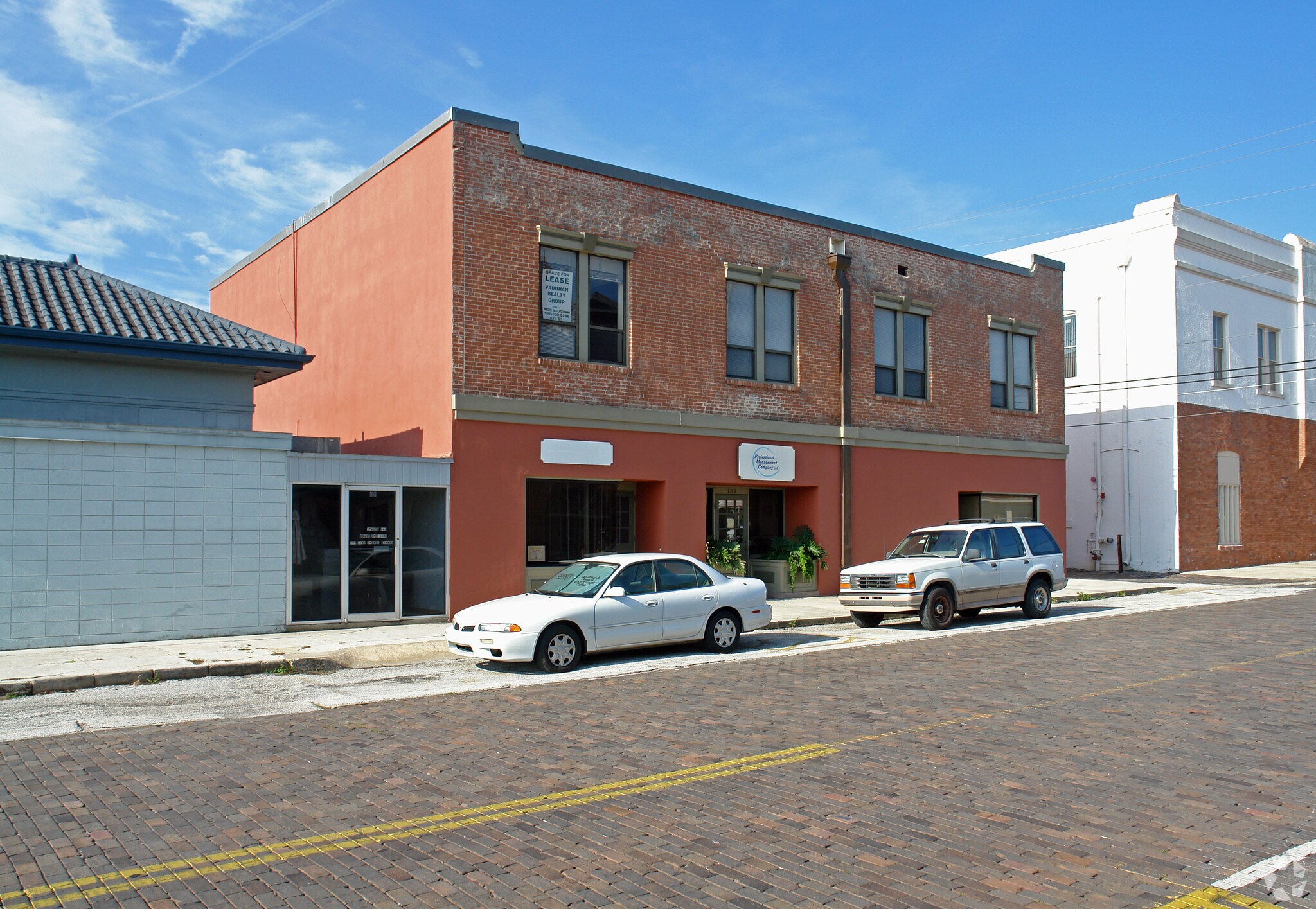 107-109 W Commercial St, Sanford, FL à louer Photo principale- Image 1 de 8