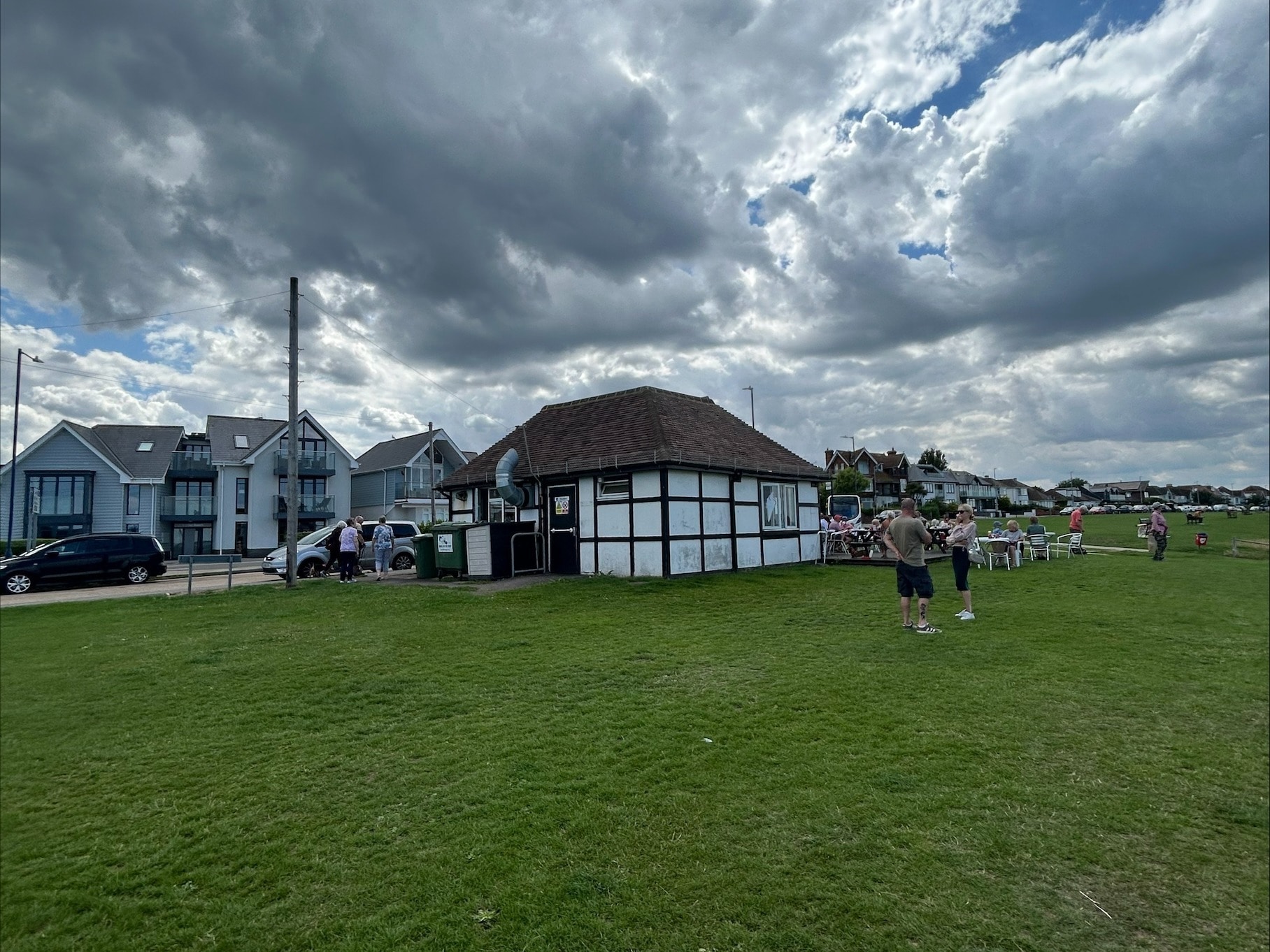 Sea View Cafe Marine Crescent, Whitstable for lease Primary Photo- Image 1 of 4