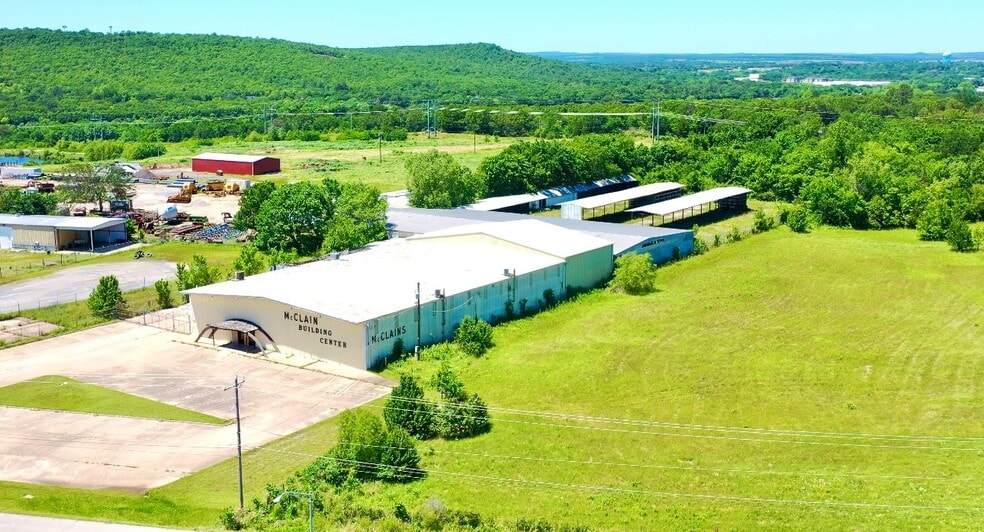 1311 George Nigh expy, Mcalester, OK for sale - Primary Photo - Image 1 of 10