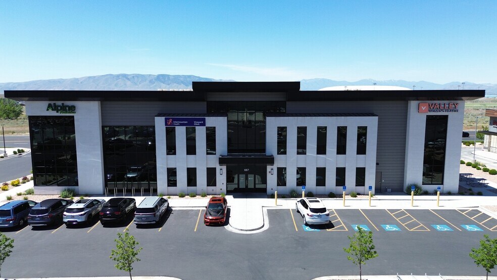 667 E 500 N, Vineyard, UT à louer - Photo du bâtiment - Image 1 de 2