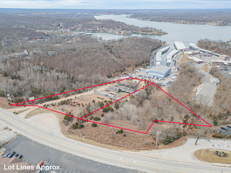 3290 Bagnell Dam Blvd, Lake Ozark, MO à vendre - Photo du b timent - Image 3 de 42