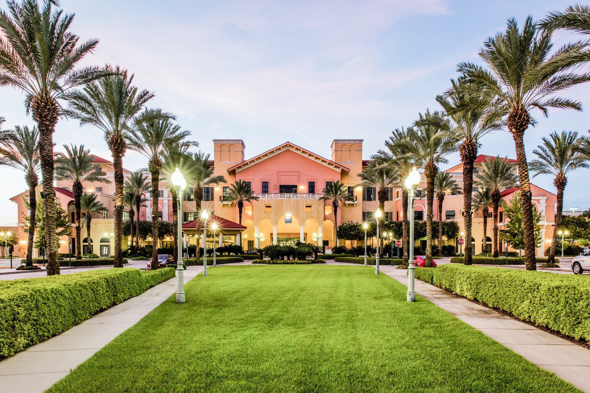 7117-7163 Florida Blvd, Baton Rouge, LA à louer Photo du bâtiment- Image 1 de 6