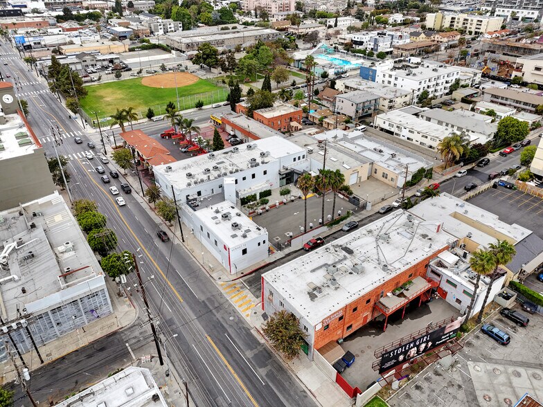 6331-6363 Santa Monica Blvd, Los Angeles, CA à vendre - Photo principale - Image 1 de 1