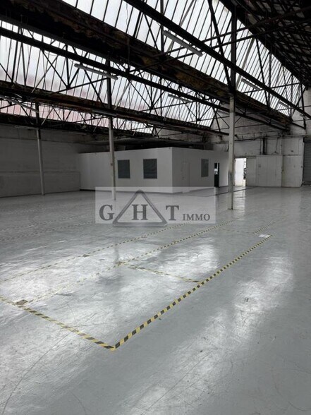 Industrial in Pantin for lease - Interior Photo - Image 2 of 5