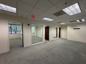 1080 Holcomb Bridge Rd, Roswell, GA for lease Interior Photo- Image 1 of 6