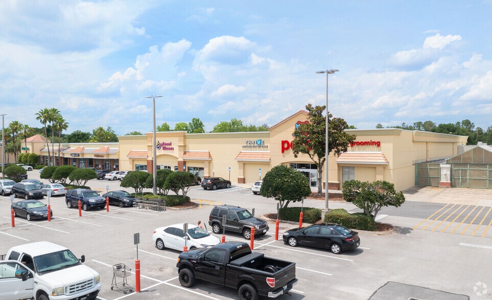 1490 S County Road 220, Orange Park, FL for lease - Primary Photo - Image 1 of 8