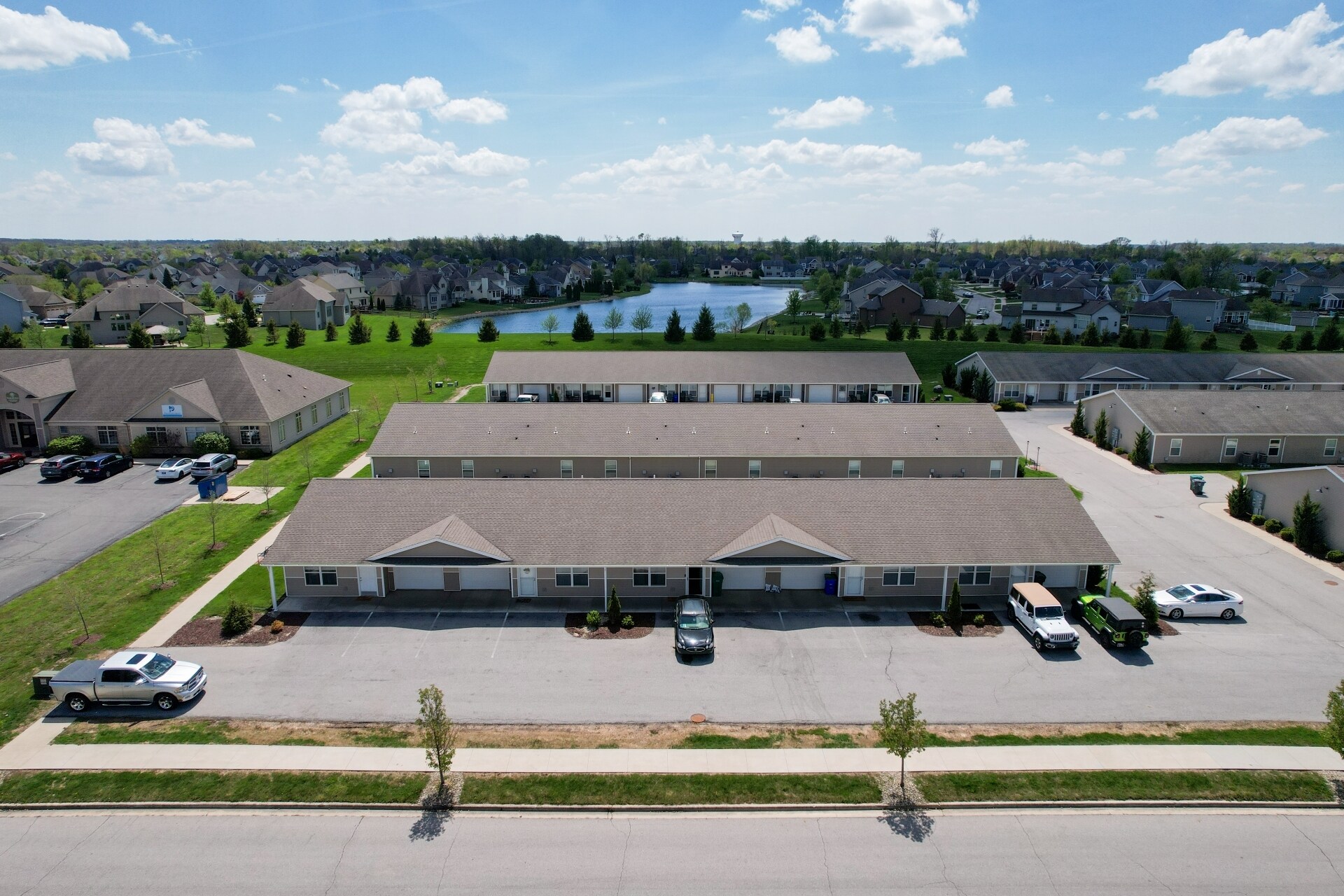 14203 Illinois Rd, Fort Wayne, IN à vendre Aérien- Image 1 de 8