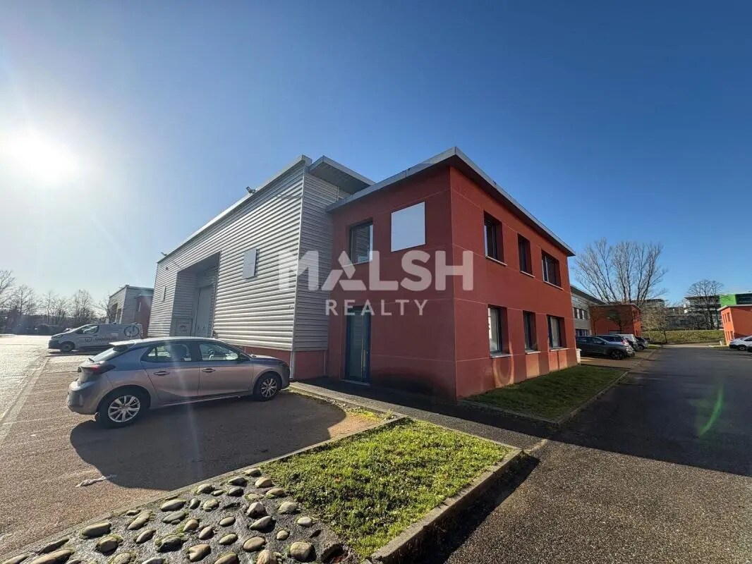 Flex in Brignais for sale Building Photo- Image 1 of 11