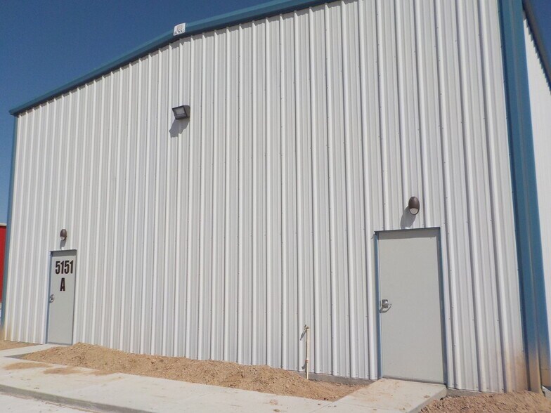 5151 Logan's Run, Harlingen, TX à louer - Photo du bâtiment - Image 3 de 75