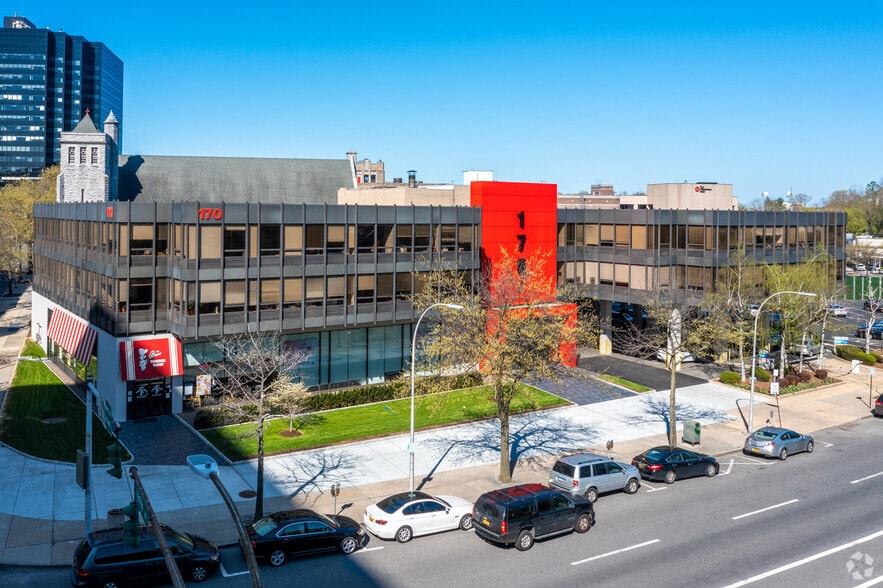 170 Hamilton Ave, White Plains, NY for lease - Primary Photo - Image 1 of 9