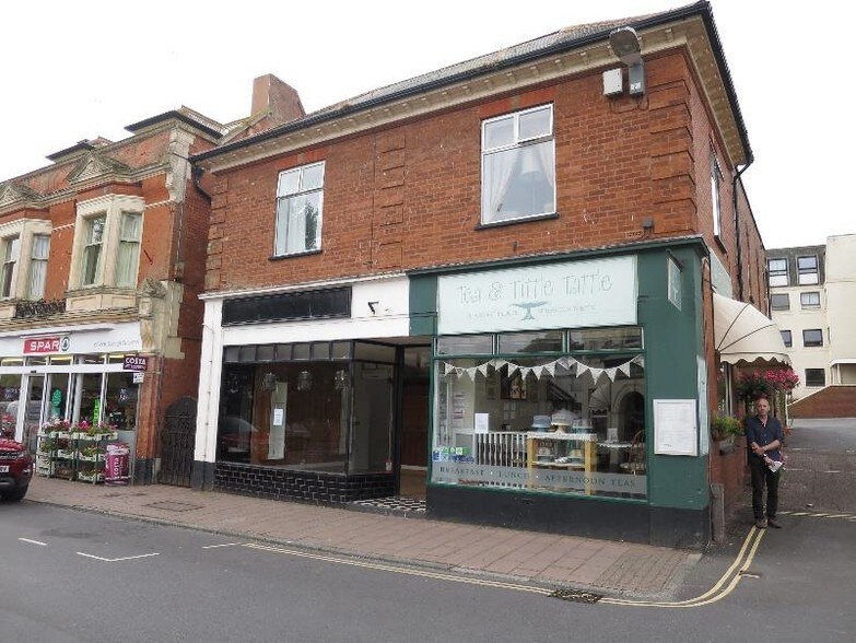 4-4A Fore St, Budleigh Salterton à louer - Photo du bâtiment - Image 2 de 4