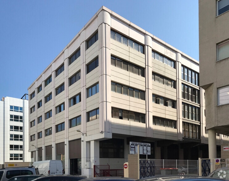 Bureau dans Madrid, Madrid à vendre - Photo du bâtiment - Image 3 de 4