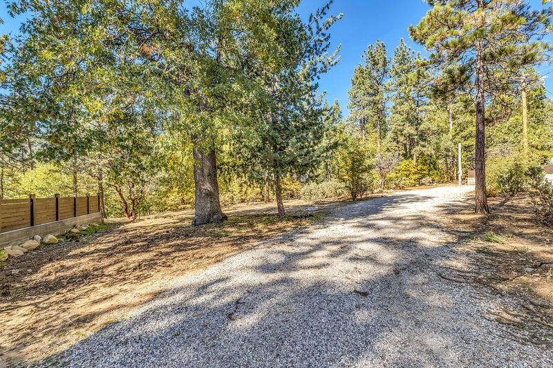 54620 North  Circle Drive dr, Idyllwild-Pine Cove, CA for sale - Primary Photo - Image 1 of 4