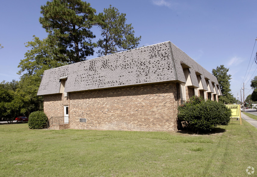 127 N Main St, Statesboro, GA for lease - Building Photo - Image 2 of 2