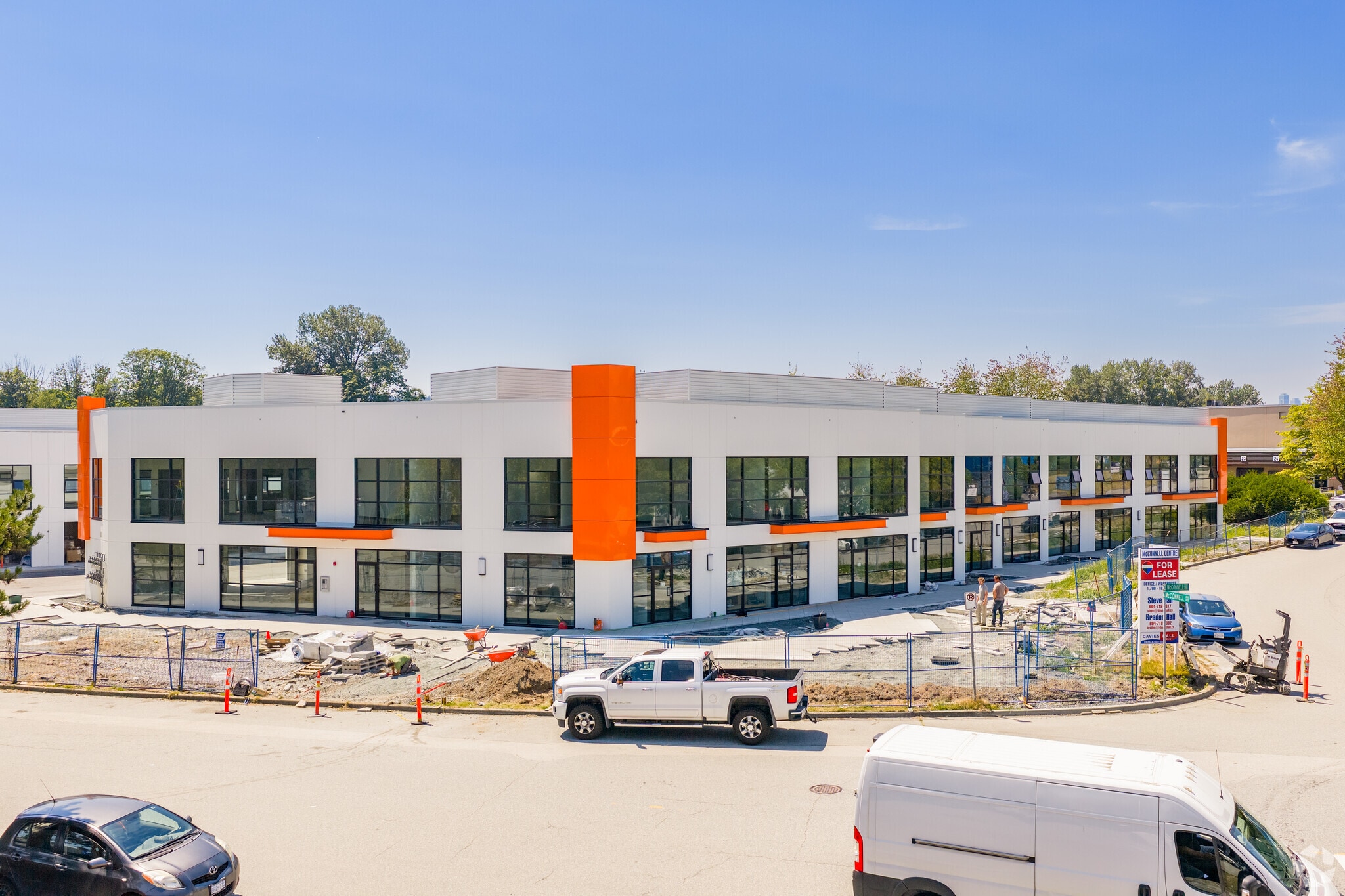 4023 Mcconnell Dr, Burnaby, BC for lease Building Photo- Image 1 of 2