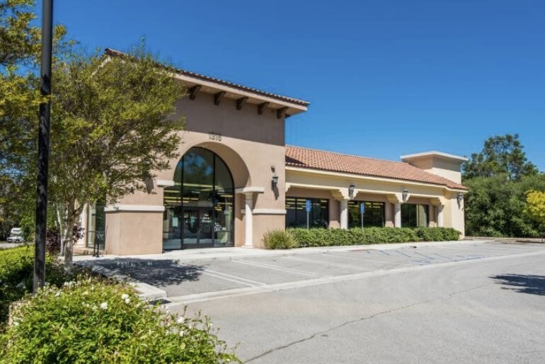 1316 Newbury Rd, Thousand Oaks, CA for sale - Building Photo - Image 2 of 6