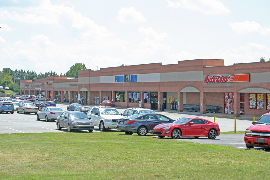 12201 N NC Highway 150, Winston-Salem, NC for lease - Building Photo - Image 1 of 6