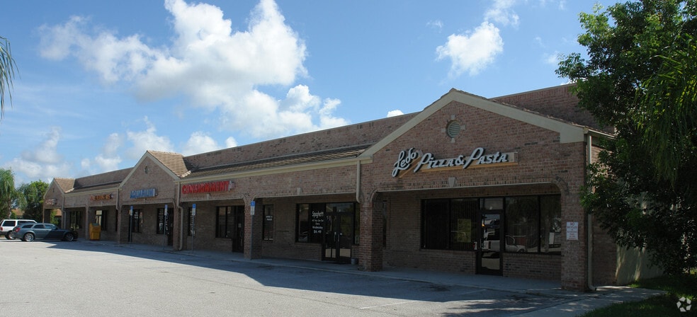 231 Del Prado Blvd, Cape Coral, FL for lease - Building Photo - Image 3 of 6