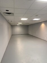 1201 County Road E, Saint Paul, MN for lease Interior Photo- Image 1 of 2