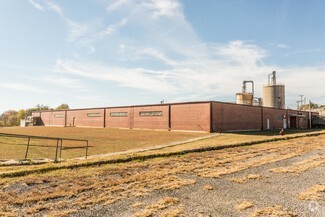 Plus de détails pour 130 Enterprise Ln, McMinnville, TN - Industriel à louer