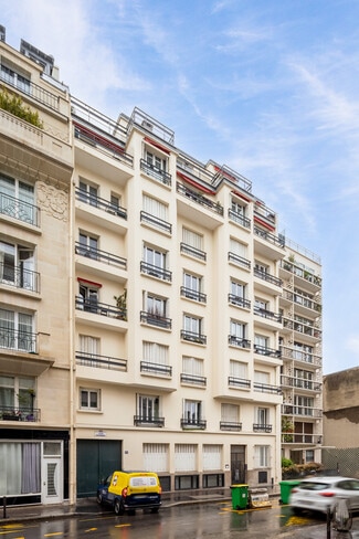 More details for 114 Bis Rue De Vaugirard, Paris - Retail for Lease