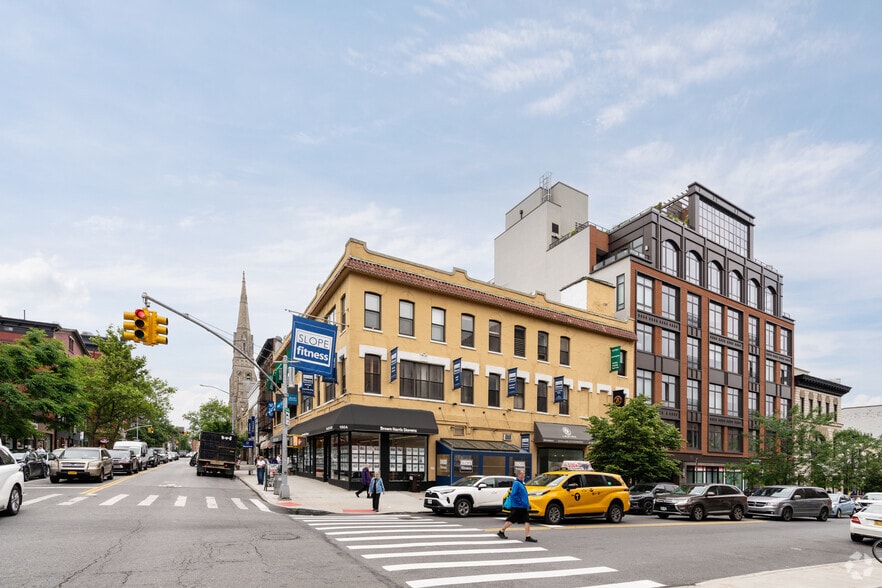 100 7th Ave, Brooklyn, NY for lease - Building Photo - Image 2 of 7