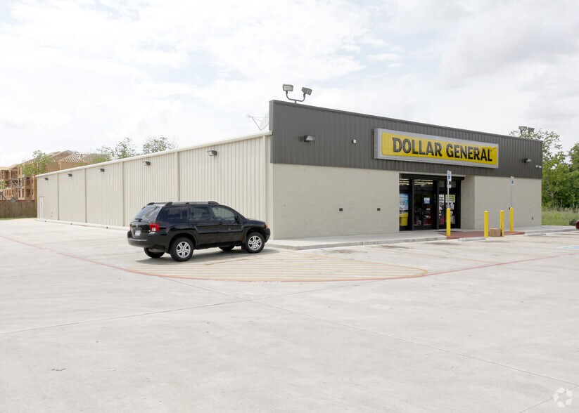 9530 Cullen Blvd, Houston, TX for lease - Building Photo - Image 2 of 4