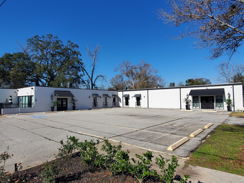 322 E Main St, League City, TX for sale - Building Photo - Image 1 of 1