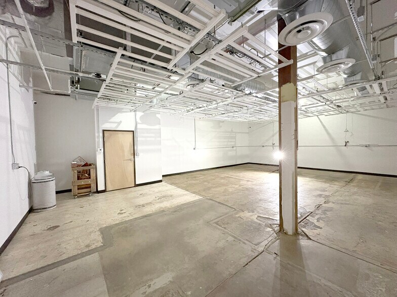 2490 W 2nd Ave, Denver, CO à vendre - Photo intérieure - Image 3 de 4