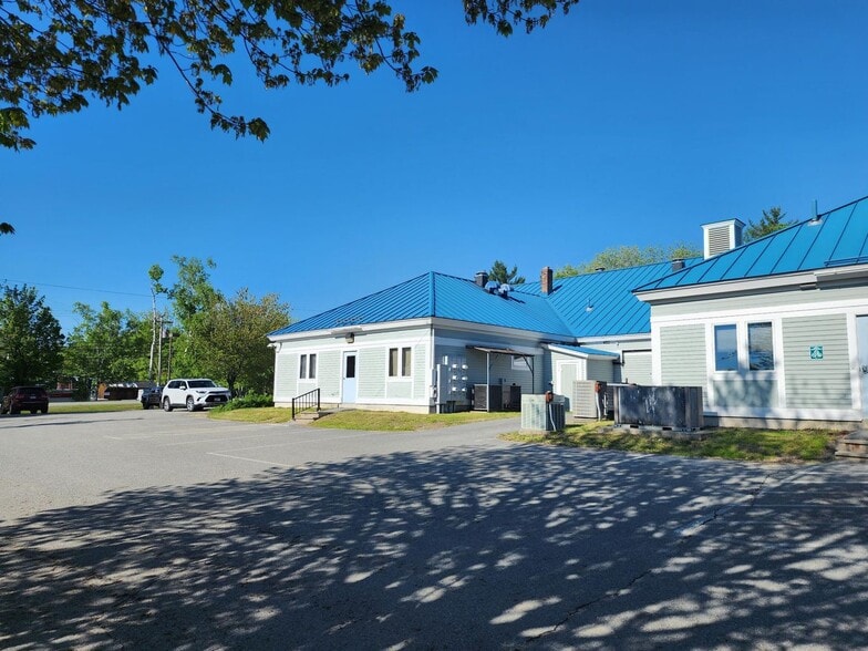 899 Central St, Millinocket, ME à vendre - Photo principale - Image 1 de 17