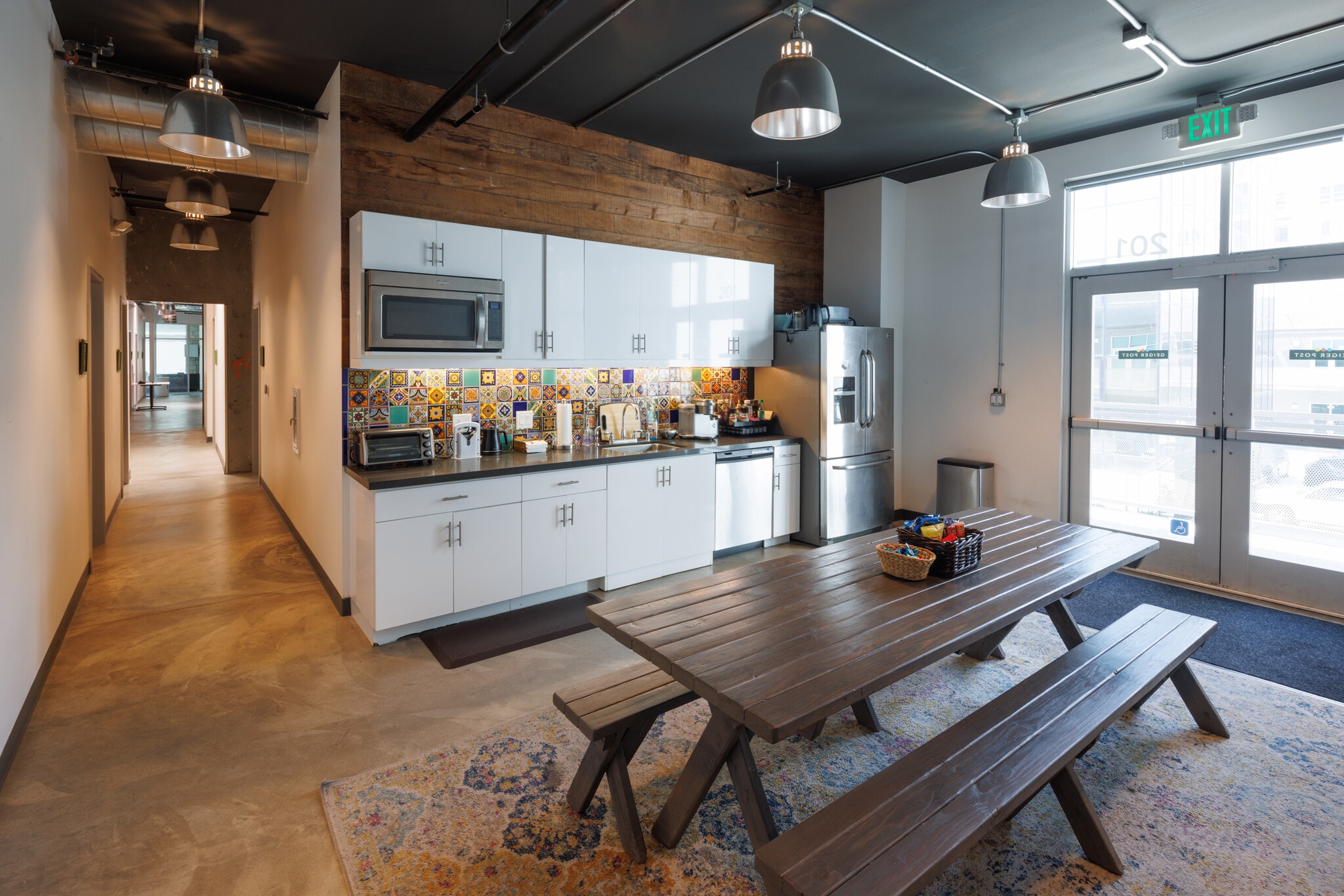 5815-5825 W Sunset Blvd, Hollywood, CA for lease Interior Photo- Image 1 of 4