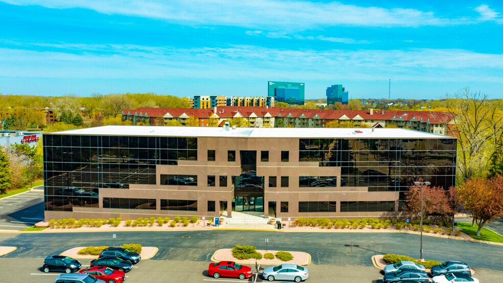 9800 Shelard Pkwy, Plymouth, MN for lease - Building Photo - Image 1 of 8