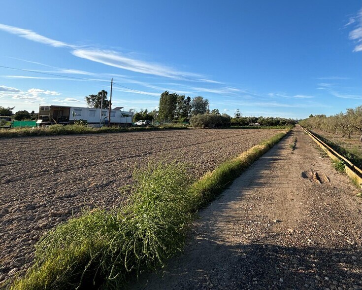 Avinguda Catalunya, 189, Sant Jaume d'Enveja, Tarragona for sale - Building Photo - Image 3 of 11