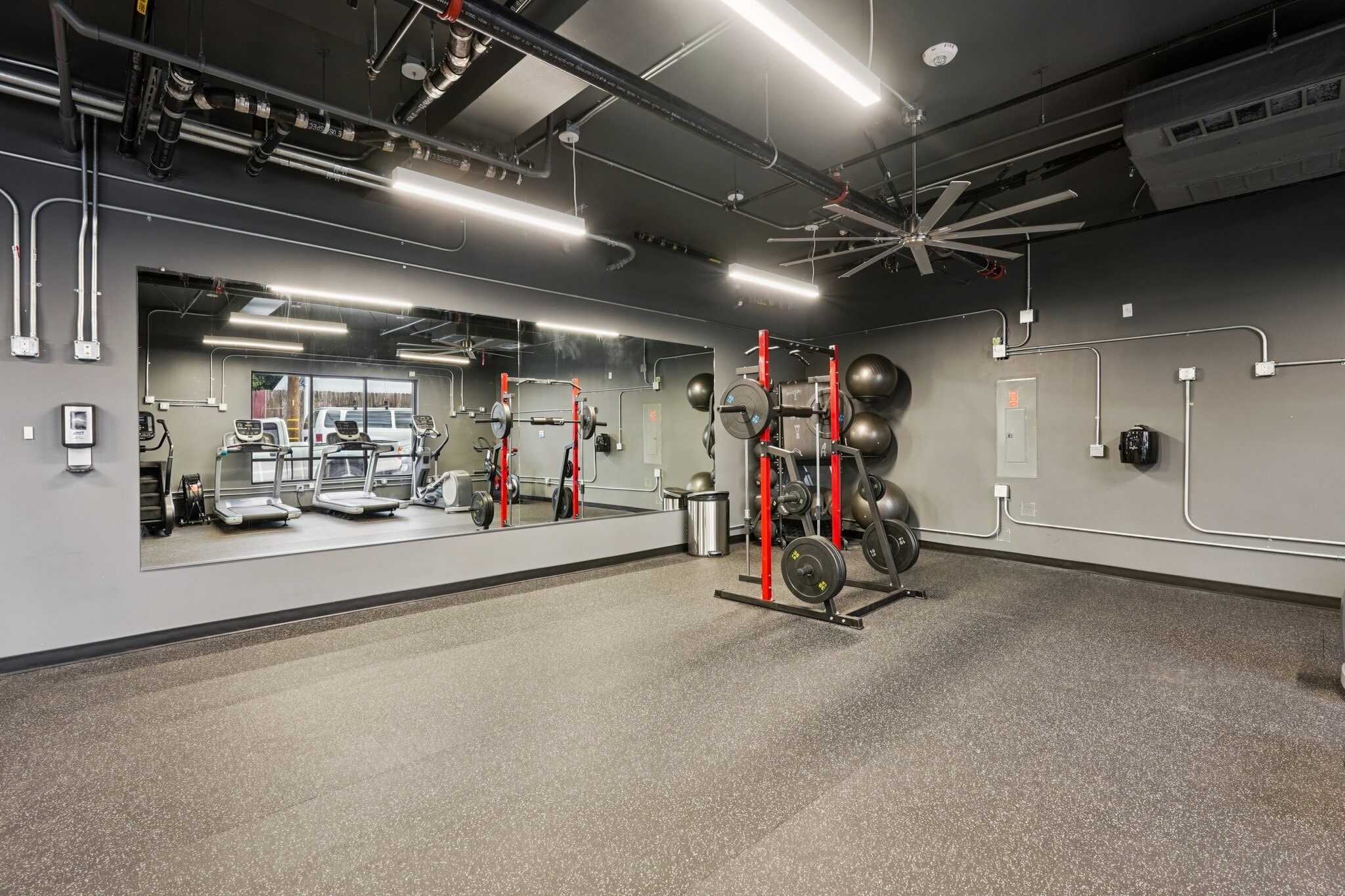 2938 Allesandro St, Los Angeles, CA for lease Building Photo- Image 1 of 9