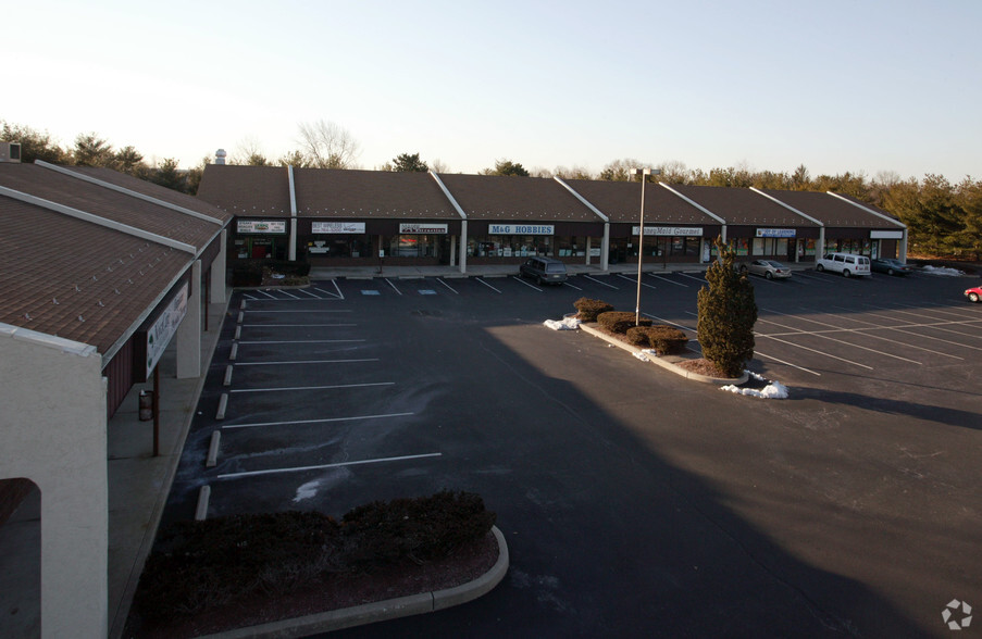 8008 Route 130, Delran, NJ for lease - Primary Photo - Image 1 of 3