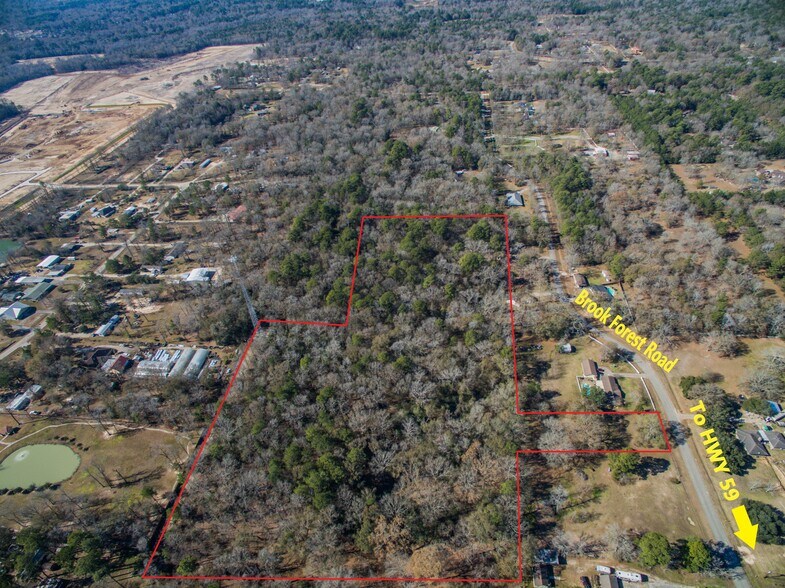 23204 Brook Forest Road, New Caney, TX à vendre - Photo du bâtiment - Image 3 de 4