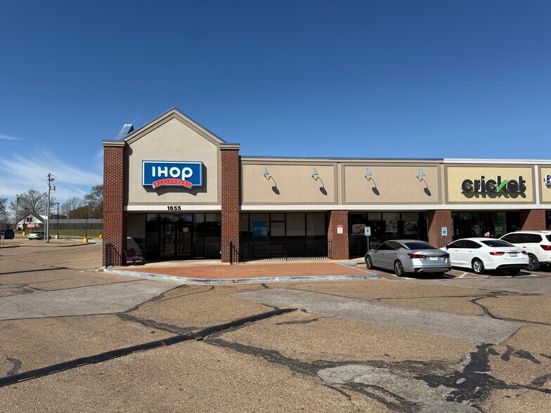 1655 Highway 51 S, Covington, TN à louer - Photo du bâtiment - Image 2 de 9