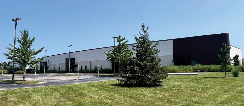 5770 Decatur Blvd, Indianapolis, IN for lease - Building Photo - Image 1 of 3